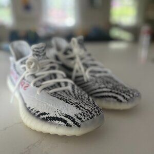 2022 Adidas Yeezy Boost 350 V2 ‘Zebra